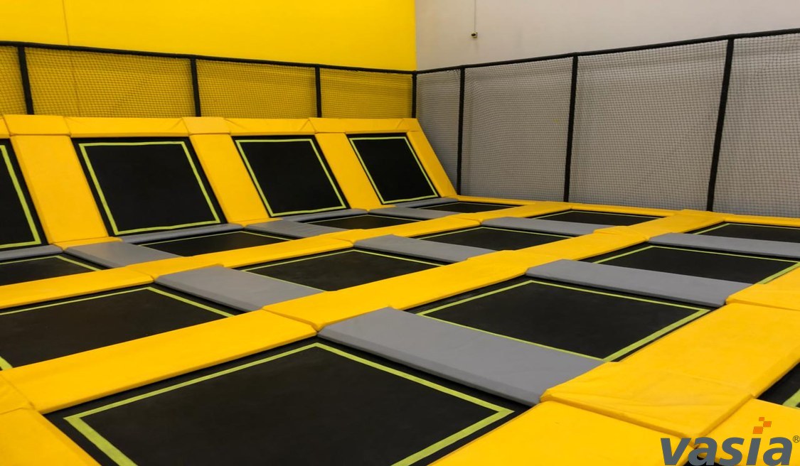 How could indoor trampoline park better deal with the influence from COVID-19 pandemic？