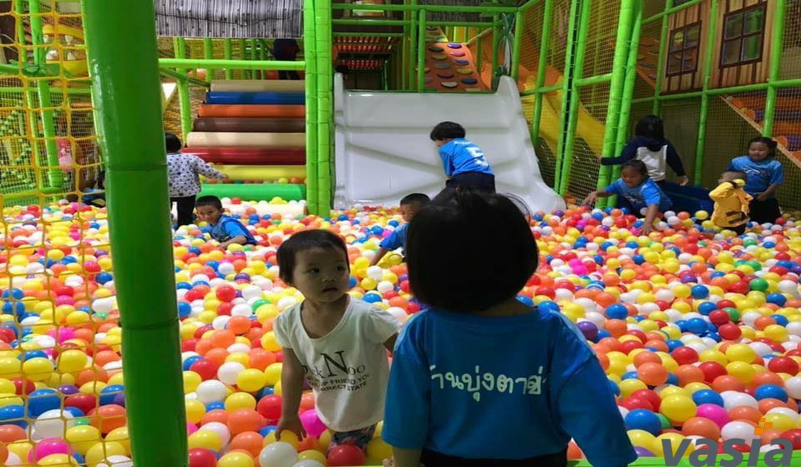 Why Is Parents Playing With Kids At The Indoor Soft Playground Important?