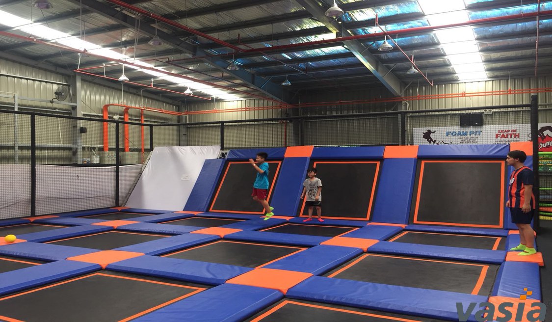 How to disinfect adventure indoor trampoline park during COVID-19 pandemic?